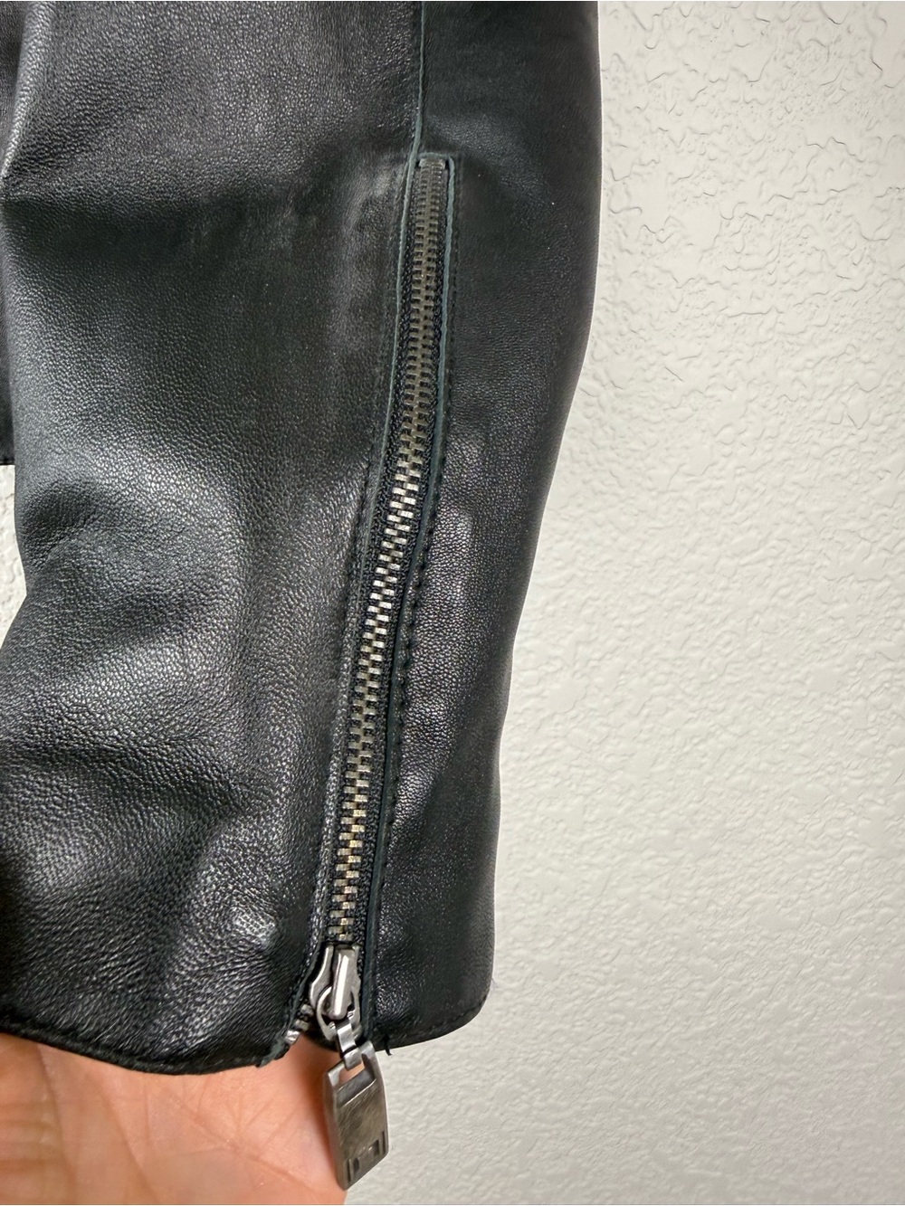 Isaac Mizrahi Genuine Leather Jacket | Zebra Lining | Zip Front | Black | XL - Picture 7 of 11